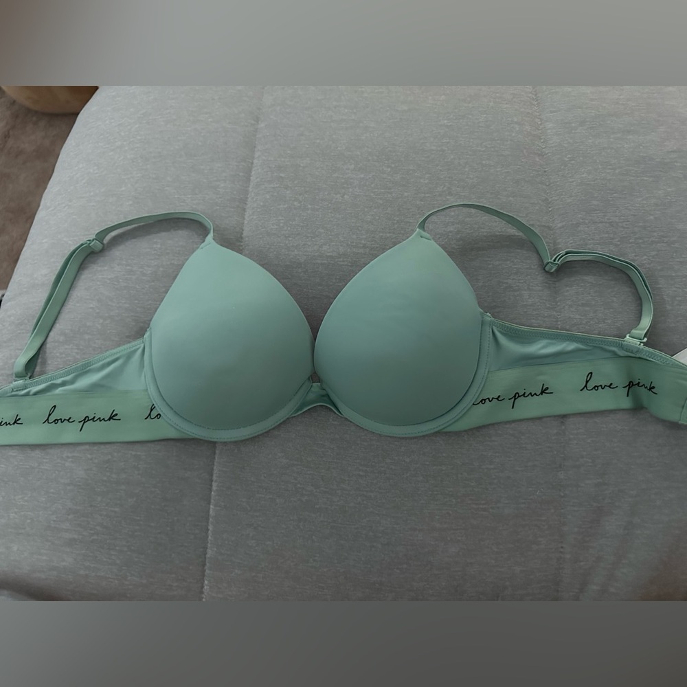 victoria’s secret wear everywhere push-up bra